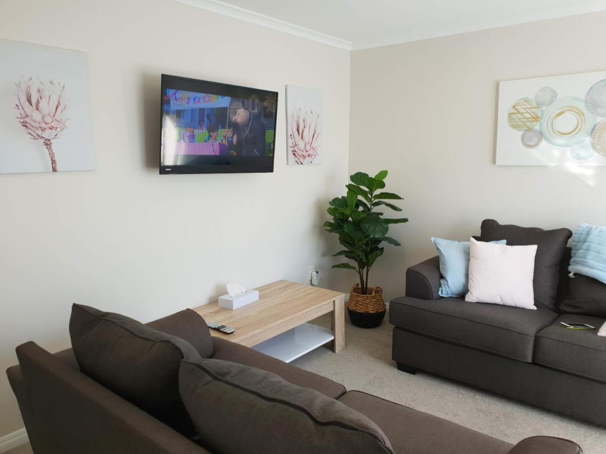 Rose Apartments Unit 1 Central Rotorua-Accommodation&Spa Екстериор снимка